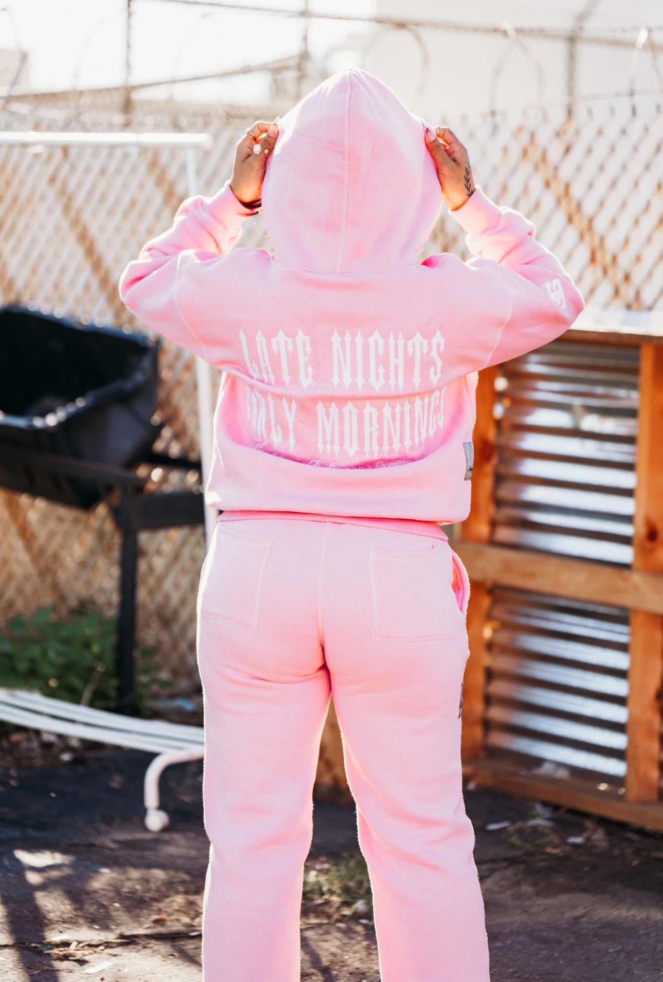 PINK LNEM SWEATSUIT