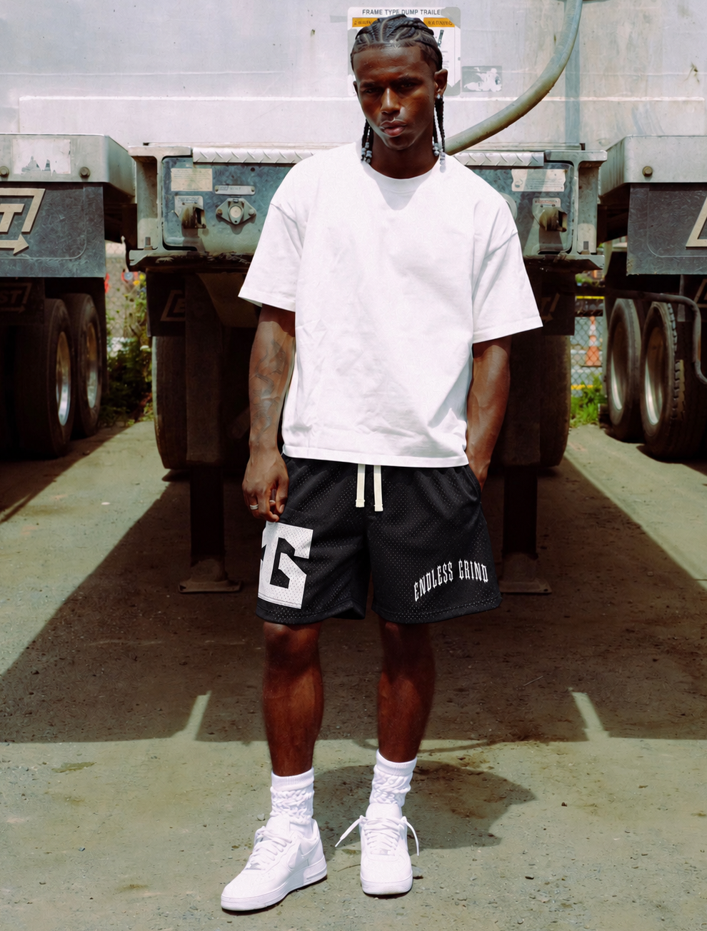 BLACK Frontline EG Shorts