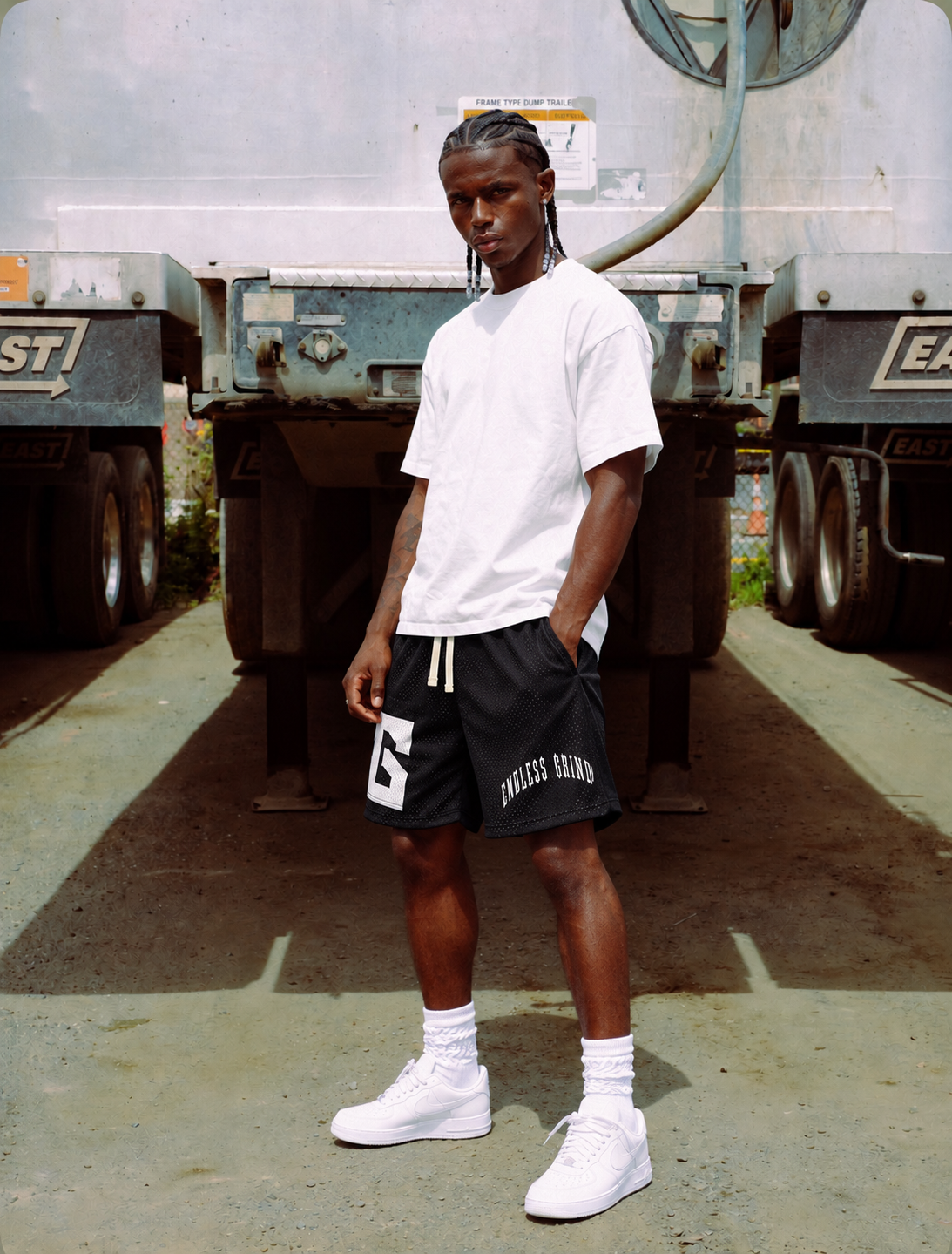 BLACK Frontline EG Shorts