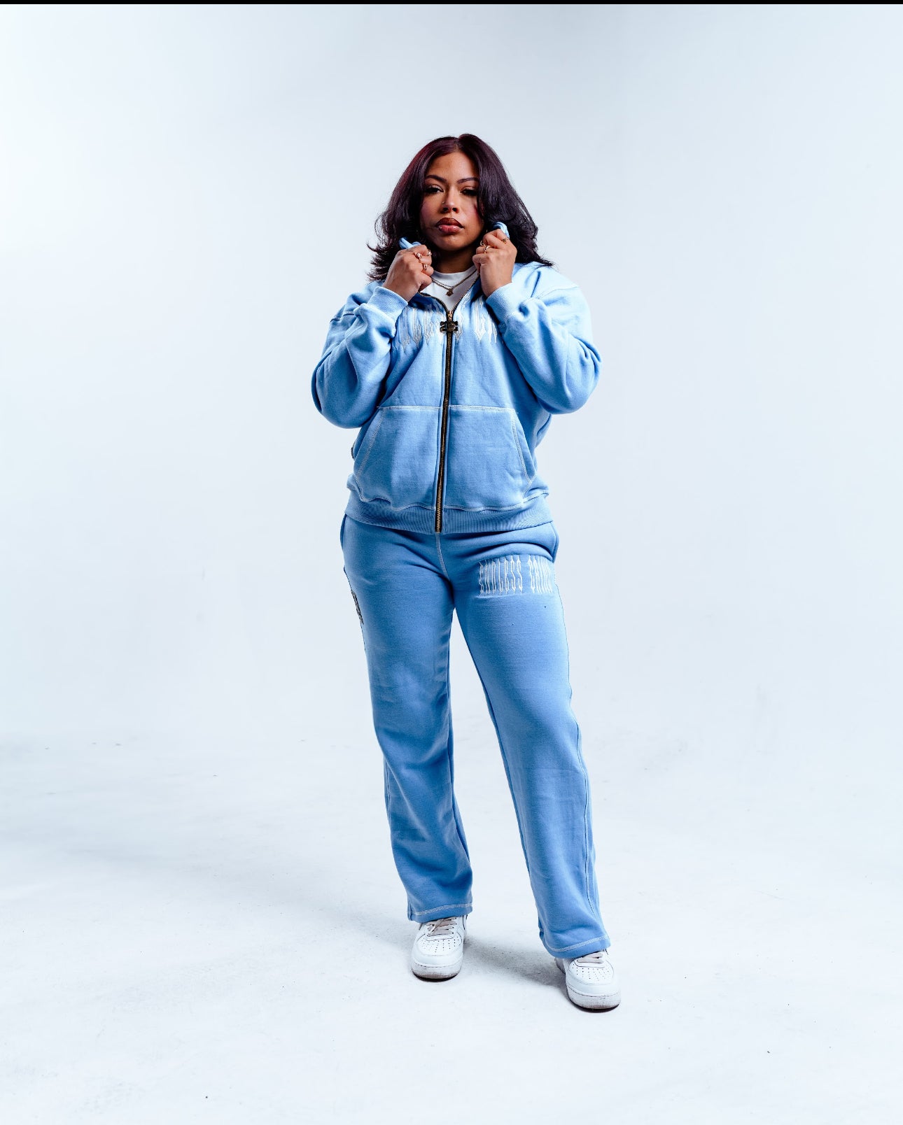 BLUE ICE LNEM SWEATSUIT